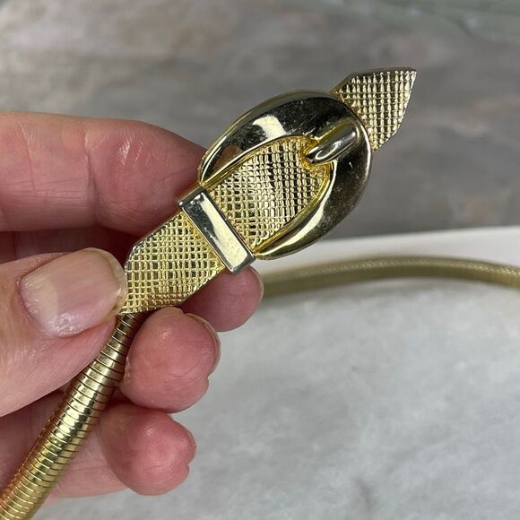 Hong Kong faux buckle gold tone serpentine stretch belt. - Picture 2 of 5